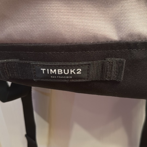 Timbuk2 Roll Top Backpack Laptop Commuter Travel School Bag Black - Picture 2 of 6